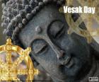 День Весак, день полнолуния в месяц, возможно, является самым священным днем для миллионов буддистов во всем мире. Это знаменует рождение, просветление и смерти Будды